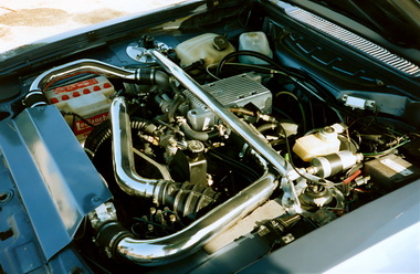 Tunig und Veredelung am Caprimotor
Tuning and refinement on the Caprimotor
Tunig et perfectionnement sur le Caprimotor